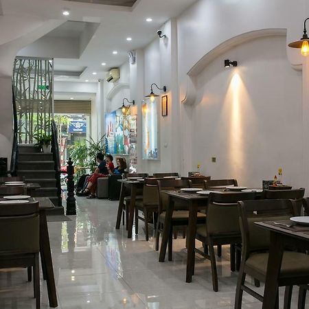 Hanoi Backpackersuite Hostel Buitenkant foto