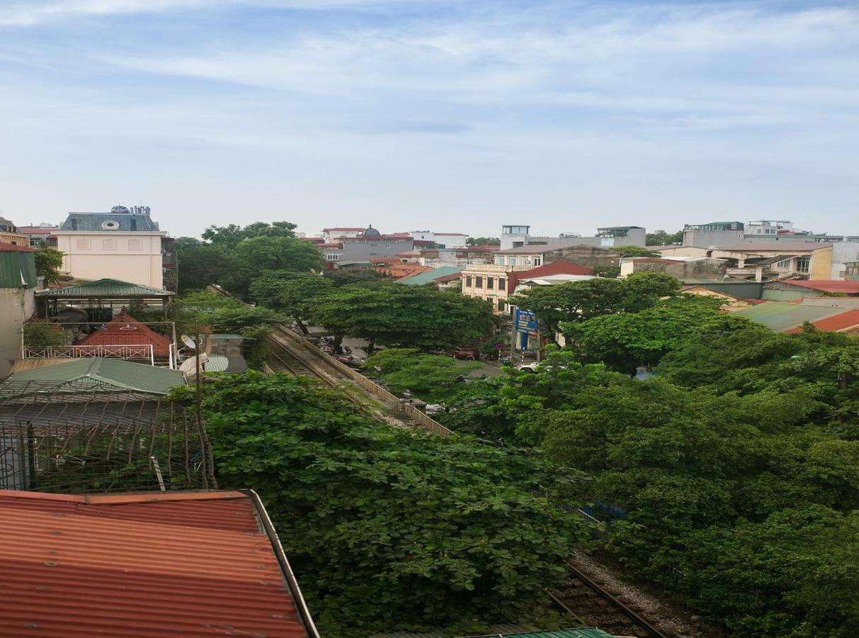 Hanoi Backpackersuite Hostel Buitenkant foto