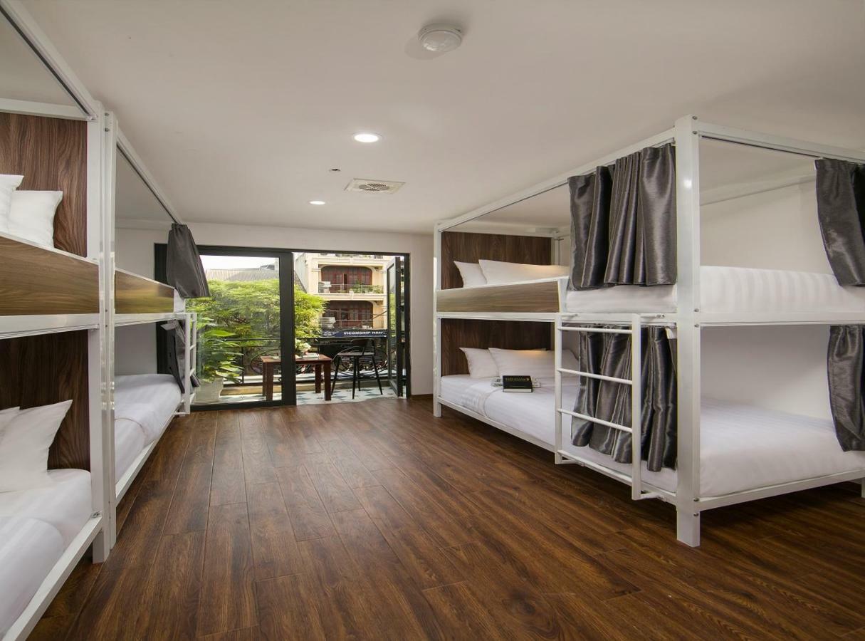 Hanoi Backpackersuite Hostel Buitenkant foto