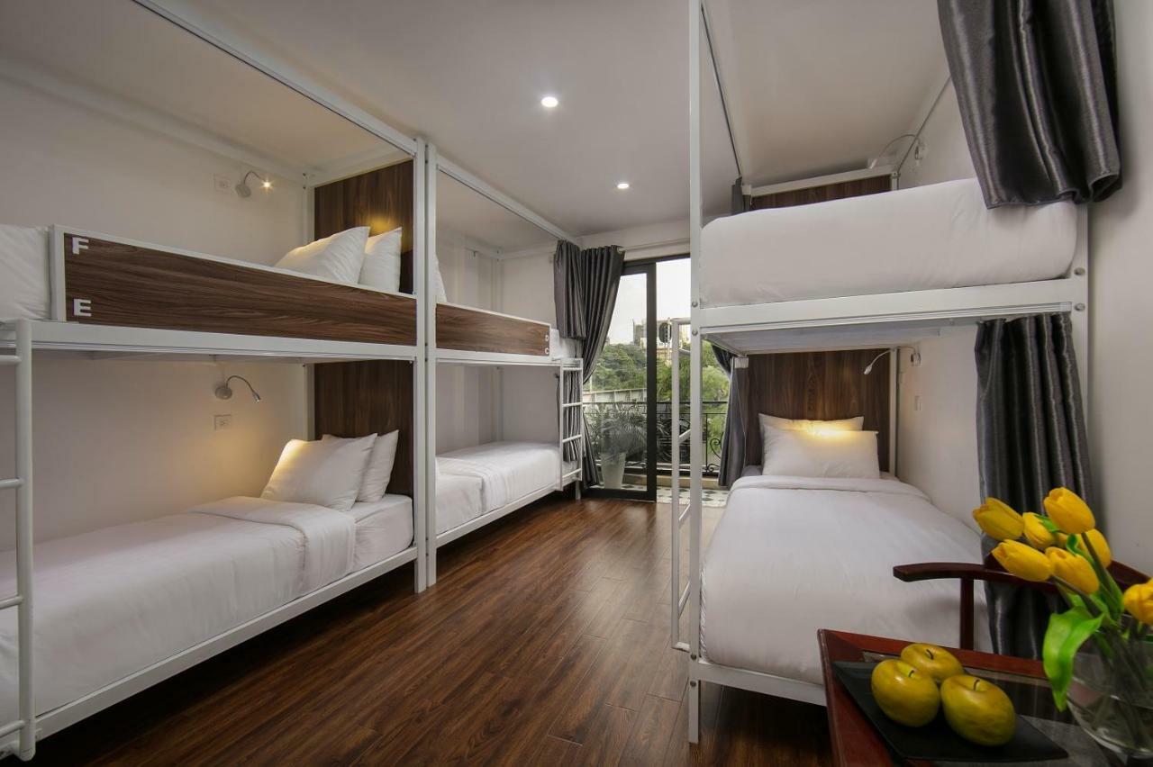Hanoi Backpackersuite Hostel Buitenkant foto
