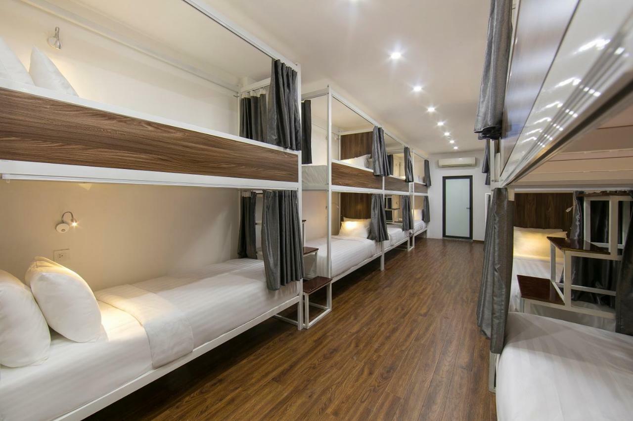 Hanoi Backpackersuite Hostel Buitenkant foto