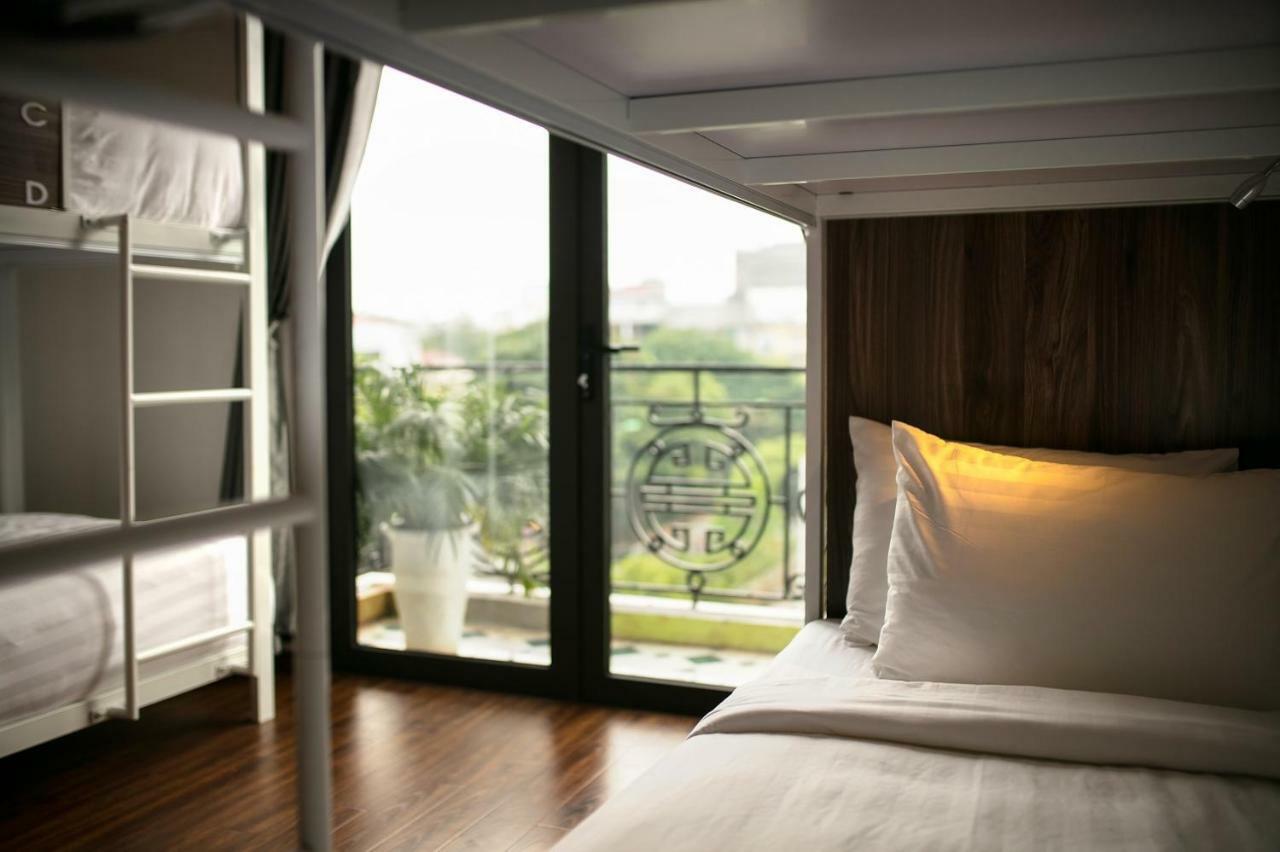 Hanoi Backpackersuite Hostel Buitenkant foto